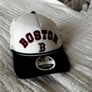 Boston 9FORTY Adjustable Cap - White and Black
